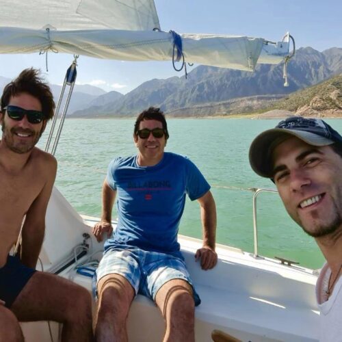 sailingbythelake_slide_05-500x500